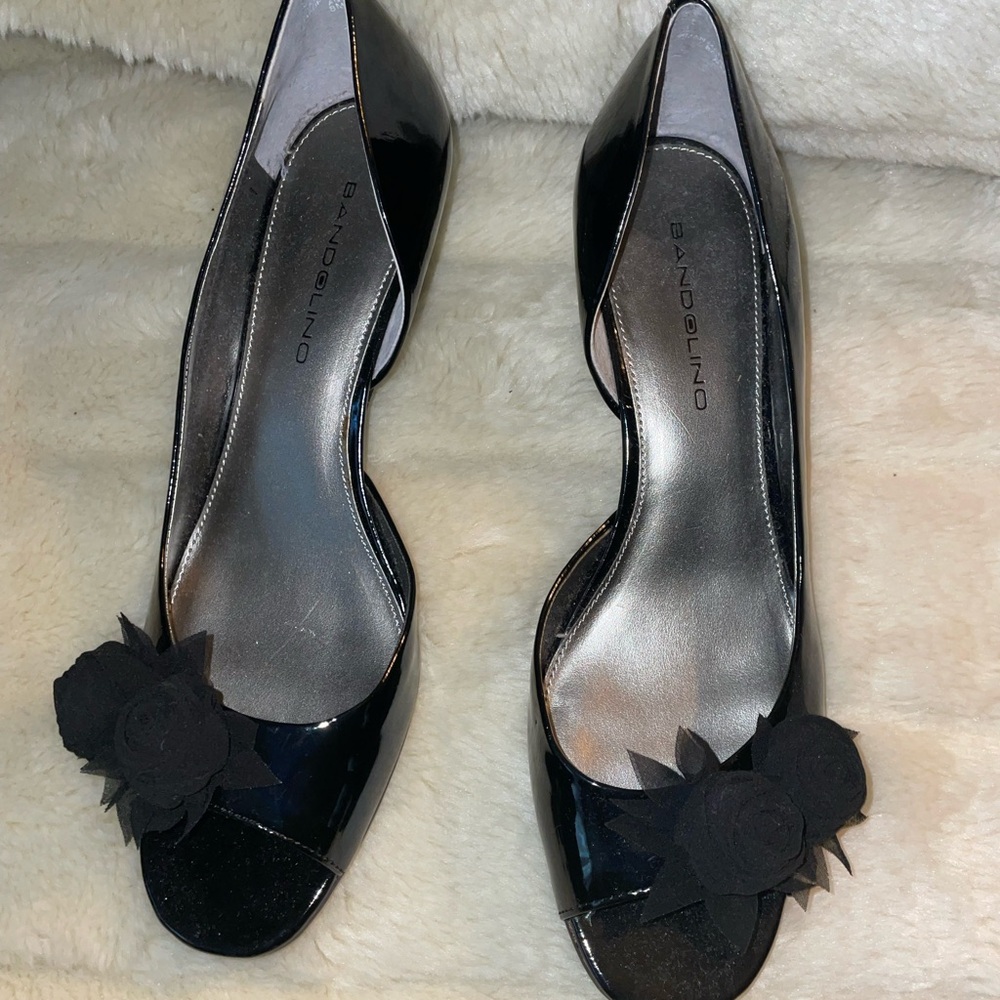 Bandolino Black Heels with Floral Detail